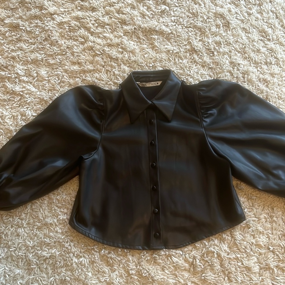 Zara Black Plu Crop Blouse/Jacket